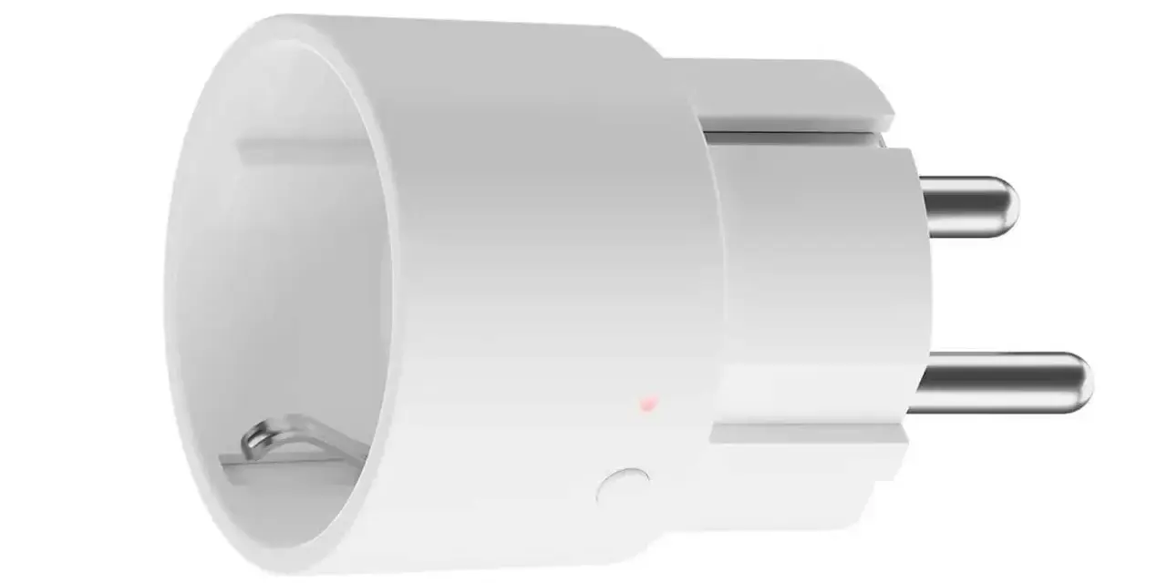 Vit smart kontakt för att styra eluttag med mobilen. En liten röd lampa indikerar status.