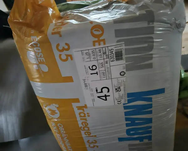 Isolera gammalt hus inifrån med isolering från Knauf. Träregel 35, ECOSE-teknologi.